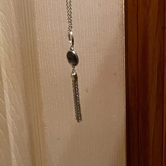 Necklace and earring set